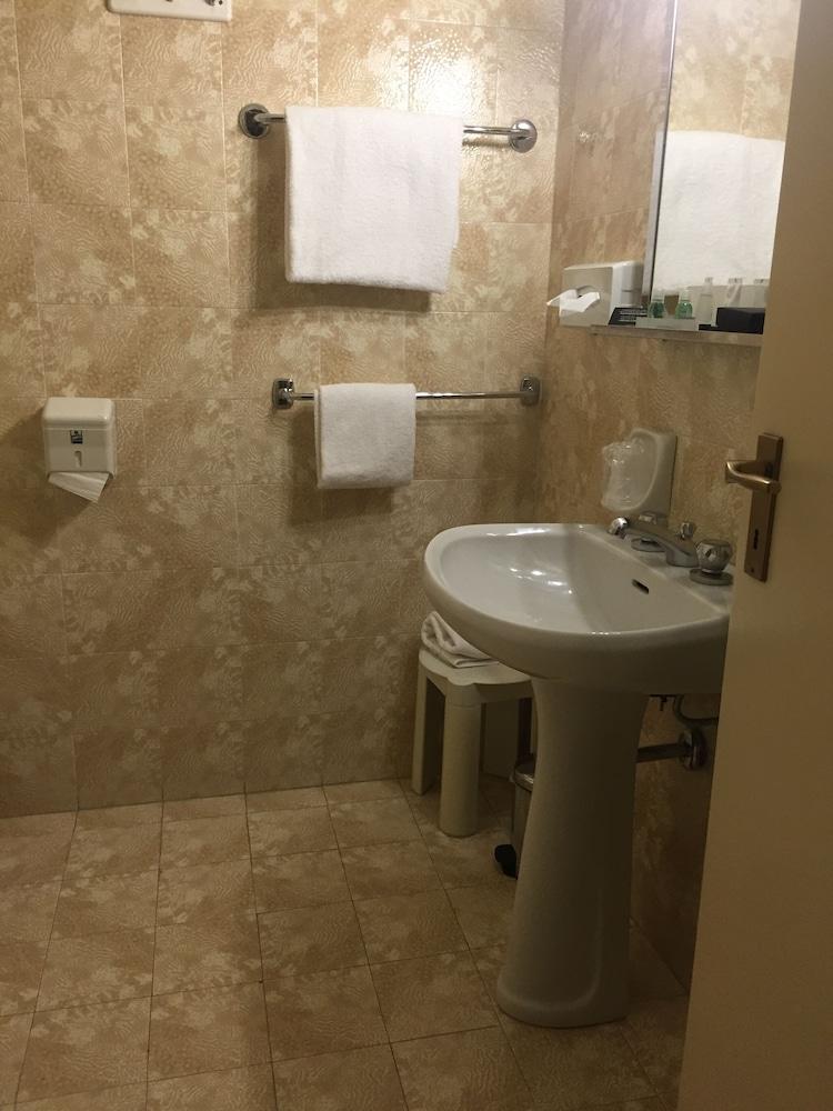 Cdh Hotel Modena