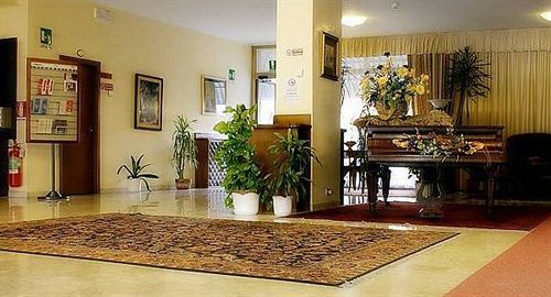 Hotel Cdh 4*